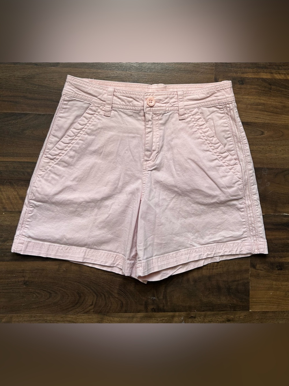 Eddie Bauer Light Pink Cotton Bermuda Shorts | Size 4